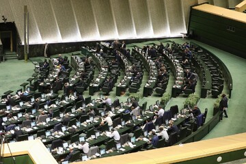 مخالفت مجلس با بررسی اولویت دار طرح نظام قانونگذاری